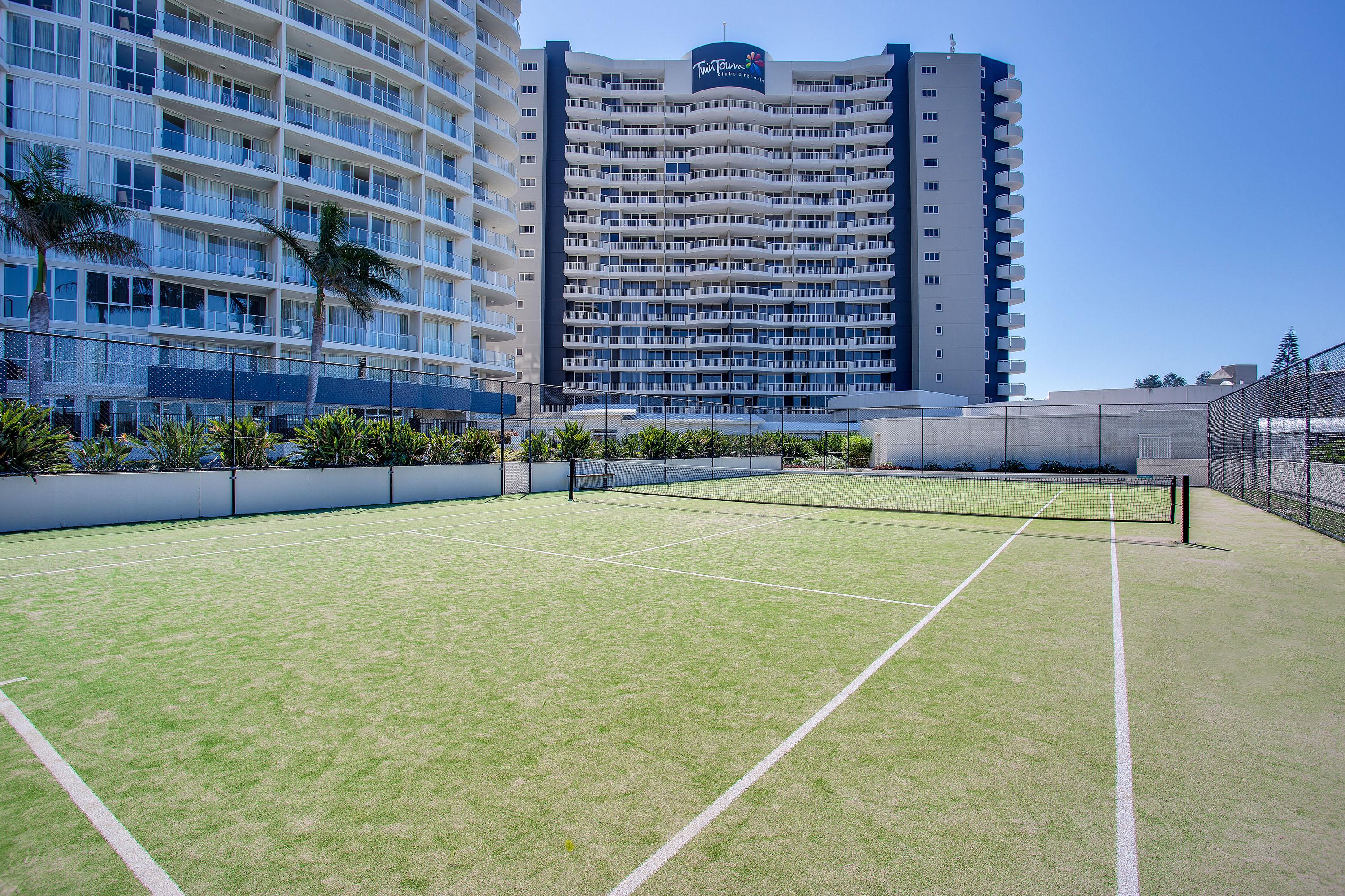Mantra Twin Towns 4*